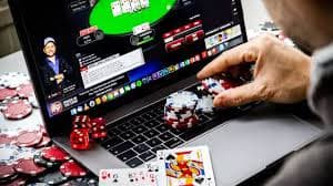 Filipino player celebrating a big win on 9ajili mobile platform